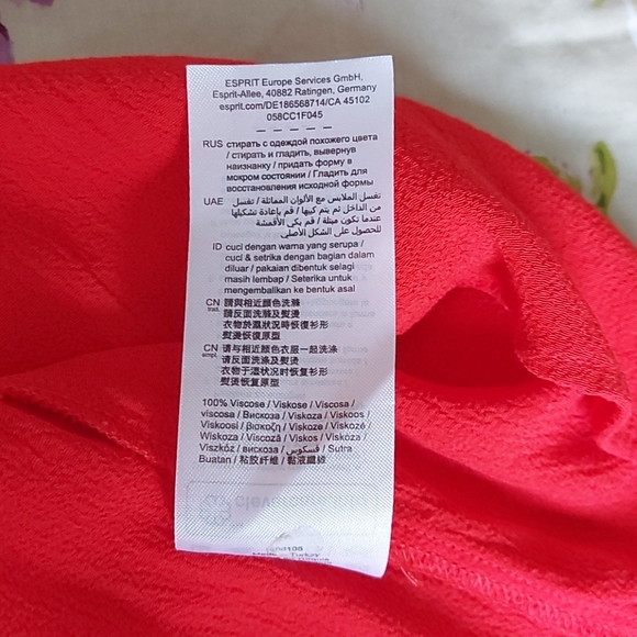 Esprit sleeveless red blouse - Picture 5 of 9